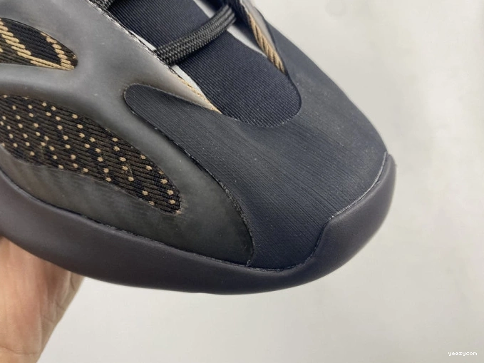 700 ADIDAS GY0189 V3 YEEZY 1207